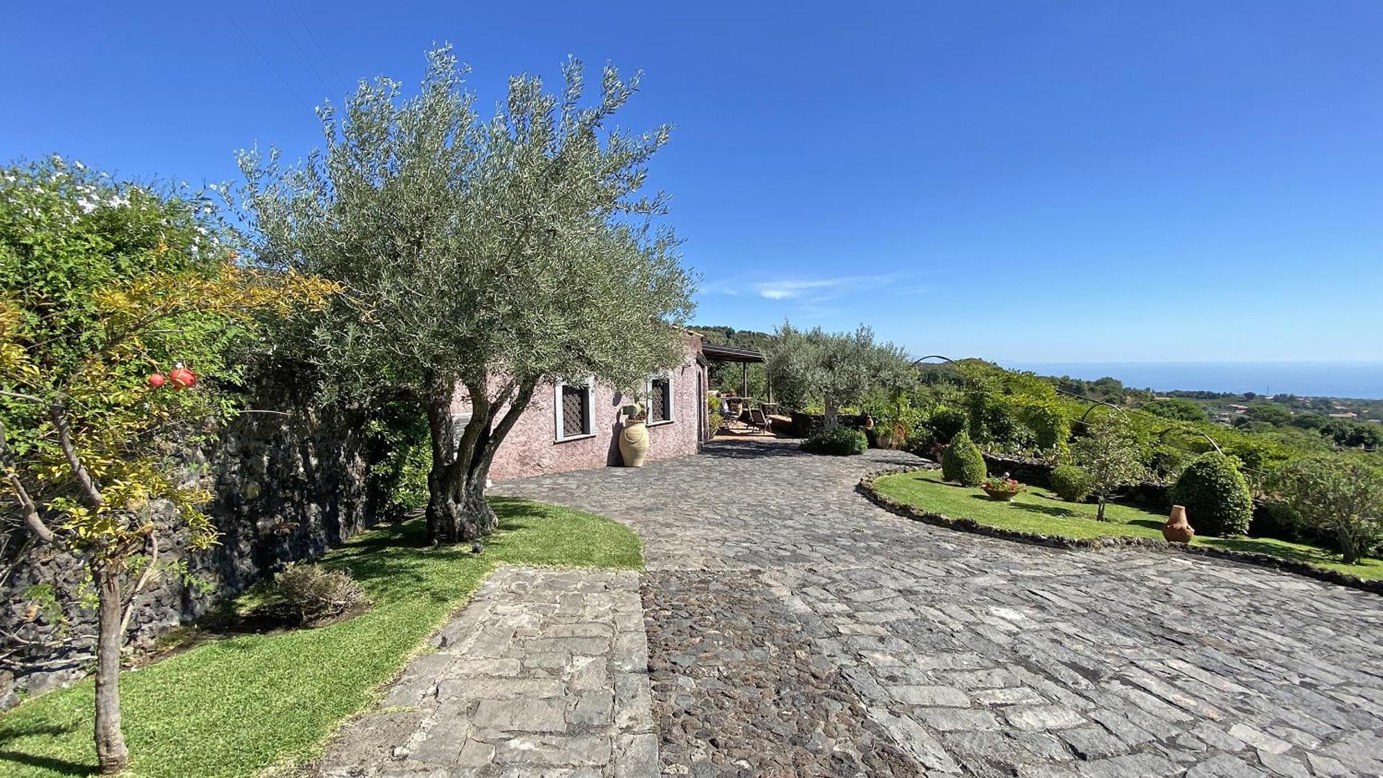 Il Palmento Dell'Etna Villa เตรคาสตาญิ ภายนอก รูปภาพ
