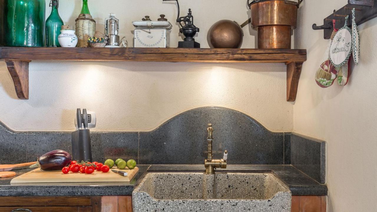 Il Palmento Dell'Etna Villa เตรคาสตาญิ ภายนอก รูปภาพ